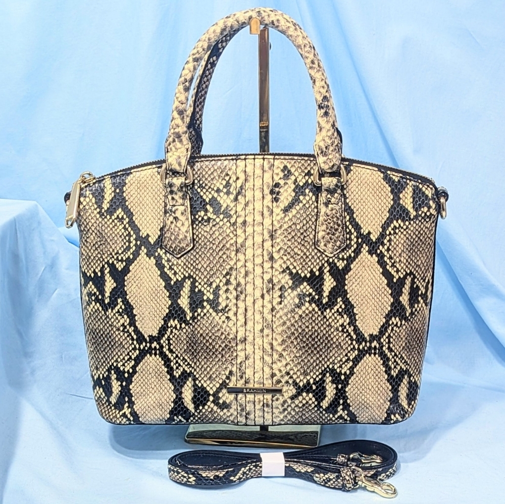 VEUC Brahmin Medium Duxbury in Caviar Felix